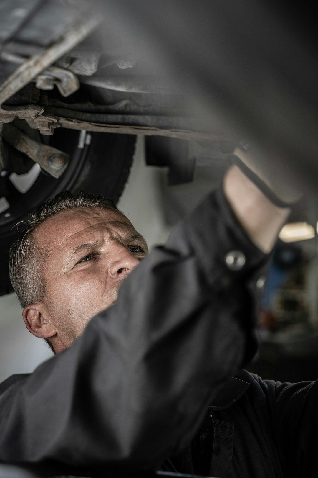 APK-keuring: kosten, keurpunten en wat te doen bij afkeuring