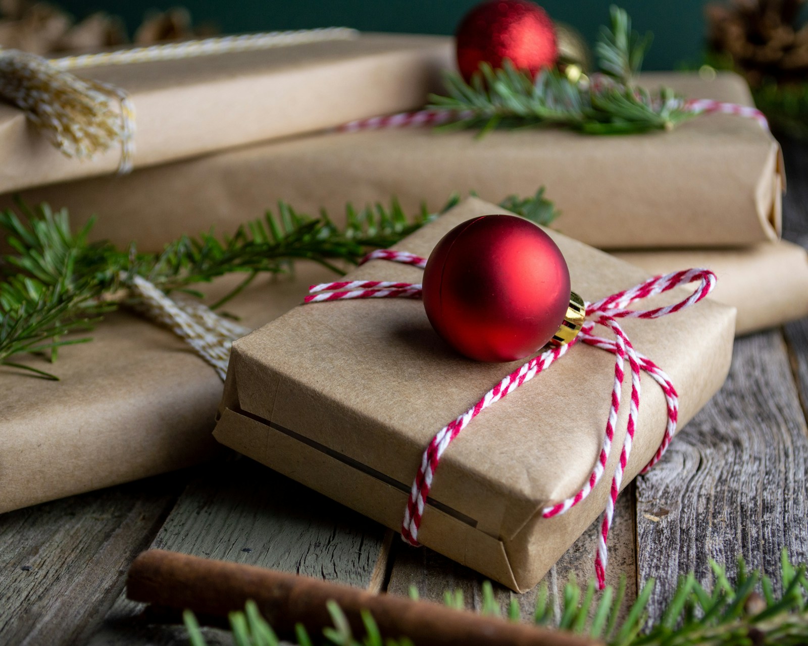 Wanneer worden de kerstpakketten besteld en gemaakt?