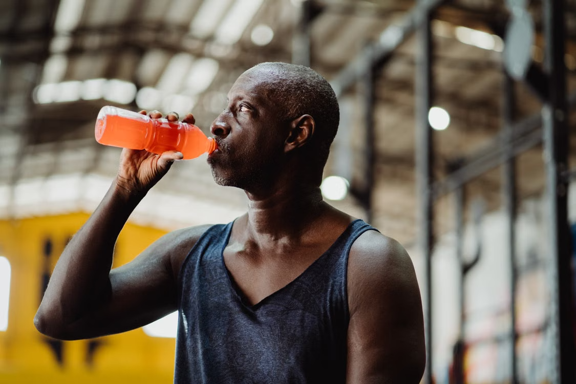 Sportdrank wint terrein onder sporters: maar wanneer heb je het eigenlijk nodig?