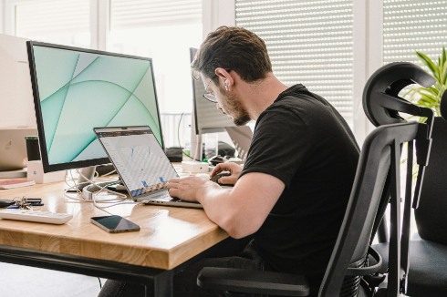 Met praktische trainingen haal je als werkgever het maximale uit je personeel