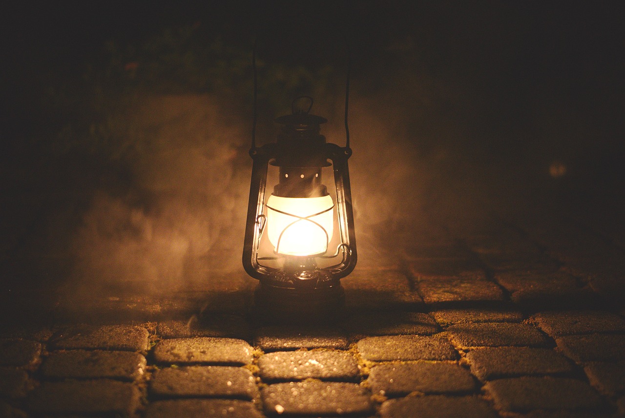 Zo kies je hanglampen die je interieur een boutique uitstraling geven