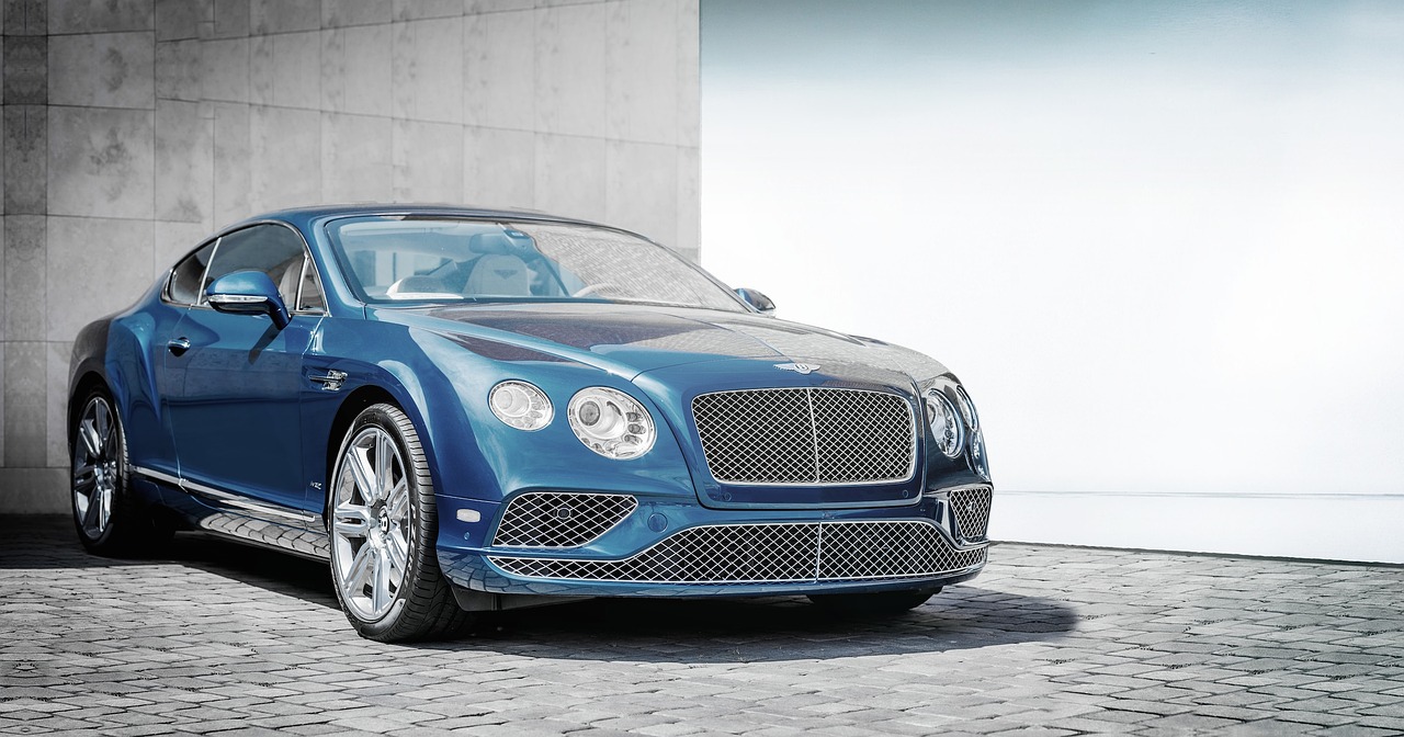 Luxe auto rijden? Zo kies je de zakelijke autoverzekering die past bij jouw lifestyle