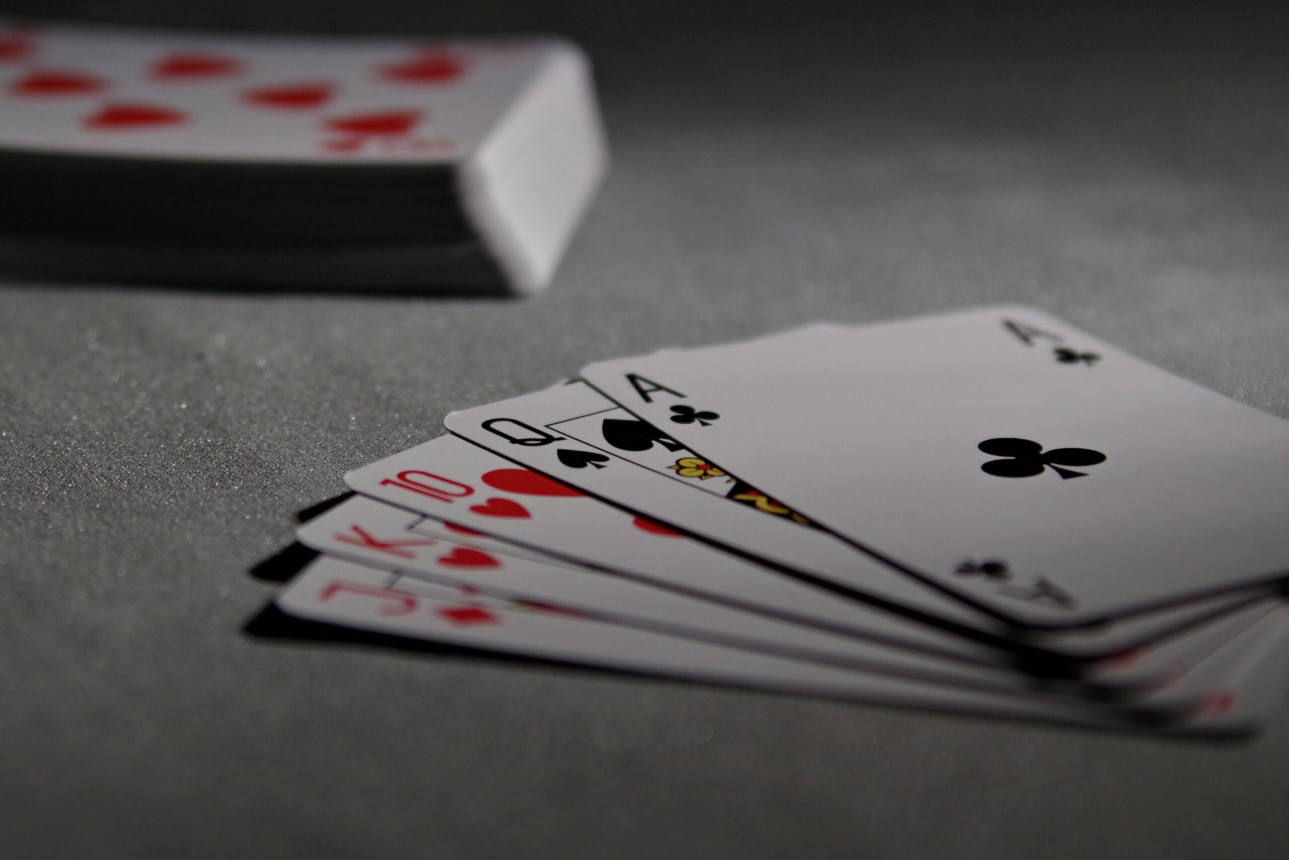 De luxe kant van online gokken: wanneer high rollers traditionele casino’s inruilen voor crypto-pokerapps